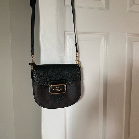 Coach Crossbody like new - Picture 5 of 11